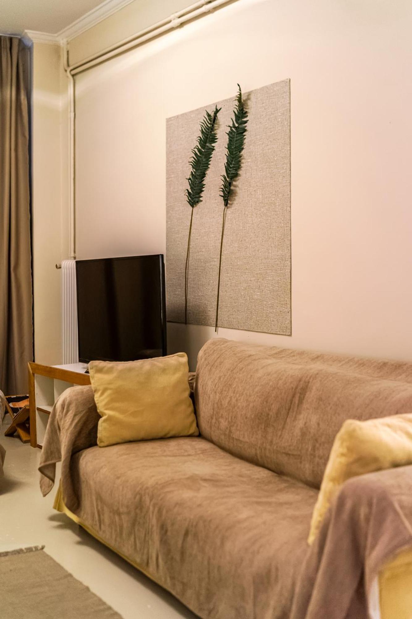 Filopappou Decent Apartment Atenas Exterior foto